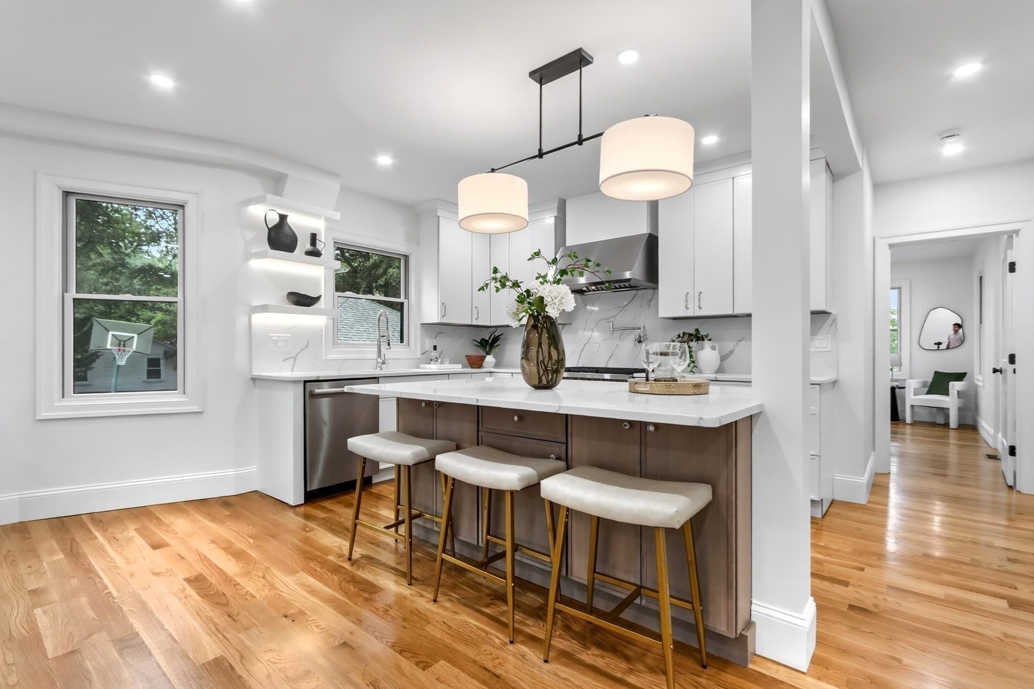 Condominium at 123 Mount Vernon Street # 1, Newton MA 02465, Newton, photo 10 of 39