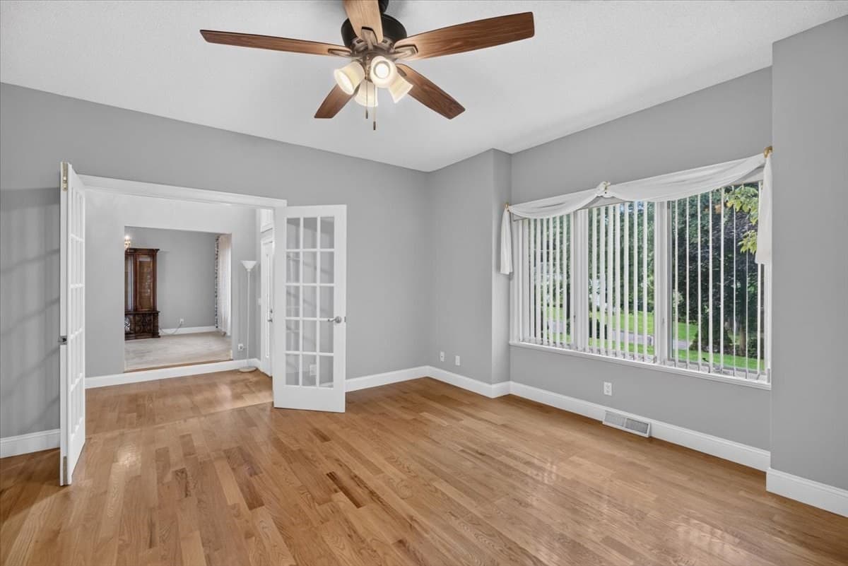 Single Family Residence at 31 Hillcrest Cir, Westfield MA 01085, Westfield, photo 6 of 42