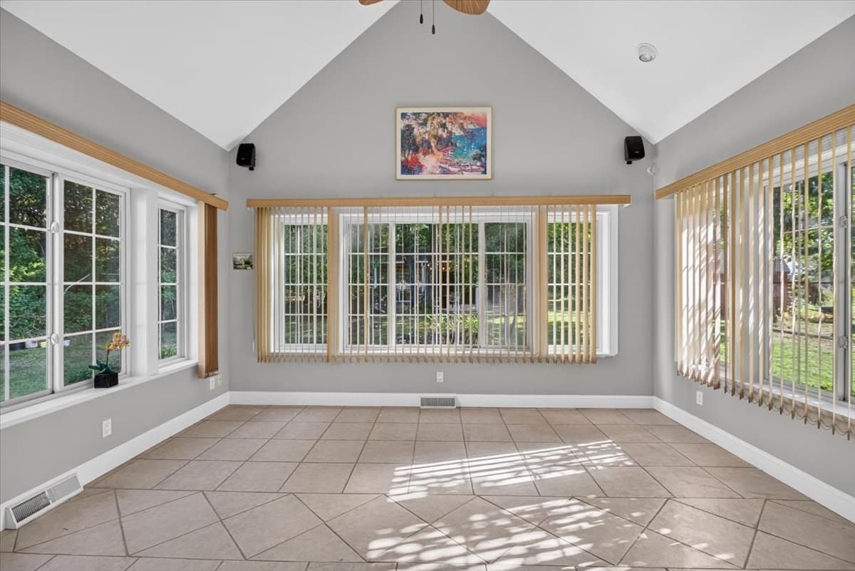 Single Family Residence at 31 Hillcrest Cir, Westfield MA 01085, Westfield, photo 22 of 42