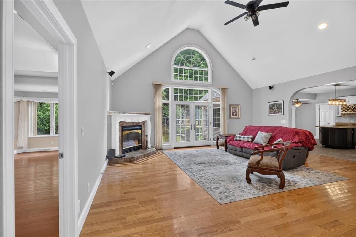 Single Family Residence at 31 Hillcrest Cir, Westfield MA 01085, Westfield, photo 10 of 42