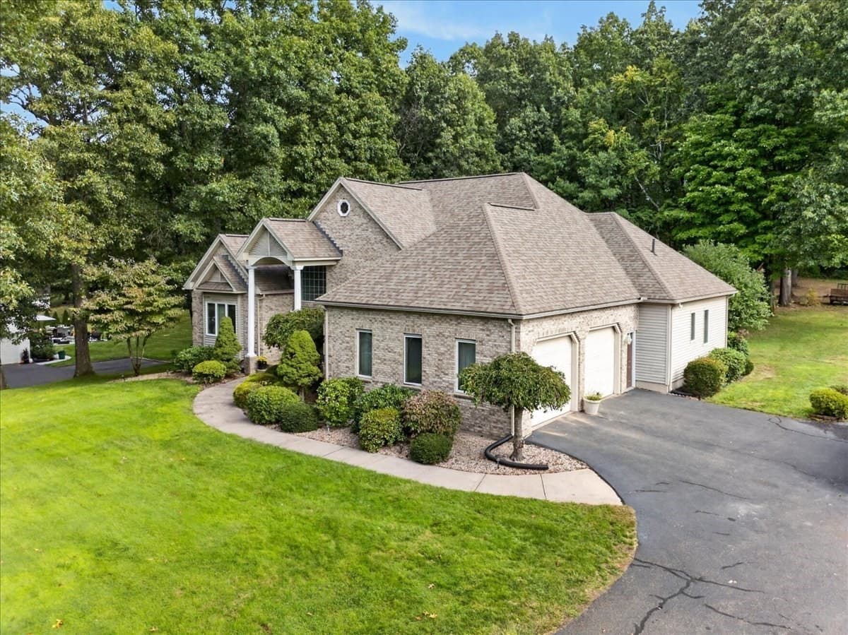 Single Family Residence at 31 Hillcrest Cir, Westfield MA 01085, Westfield, photo 37 of 42