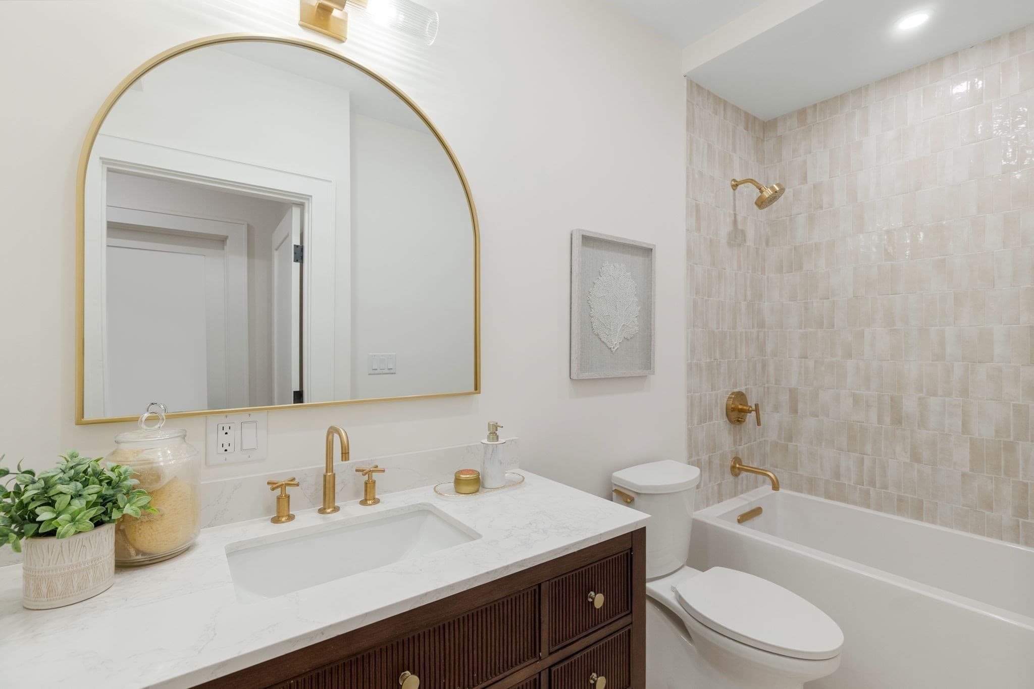 Condominium at 24 Wendell Street # 2, Cambridge MA 02138, Cambridge, photo 26 of 36