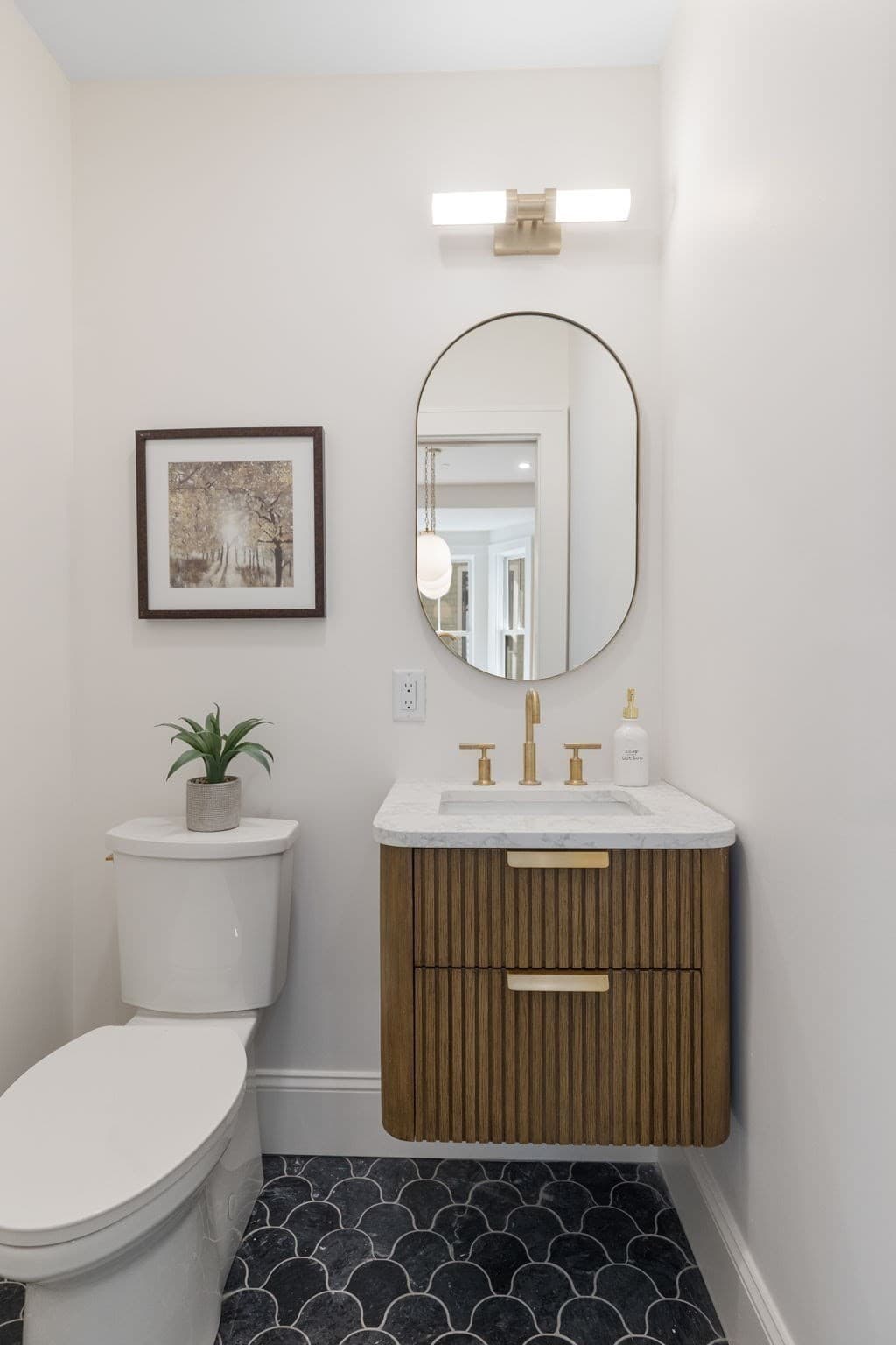 Condominium at 24 Wendell Street # 2, Cambridge MA 02138, Cambridge, photo 11 of 36