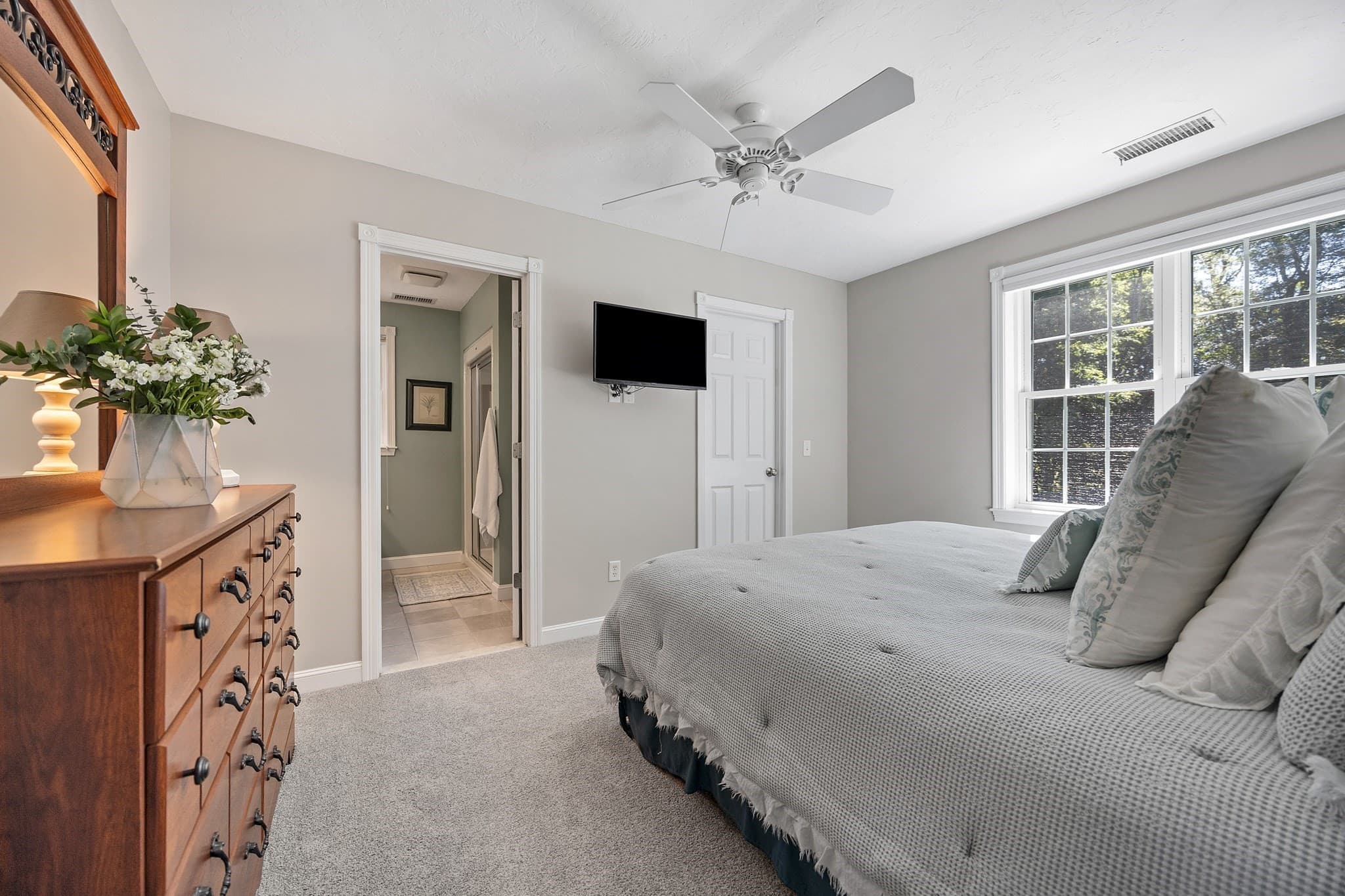 Single Family Residence at 5 Wildebrook Rd, Medway MA 02053, Medway, photo 31 of 42