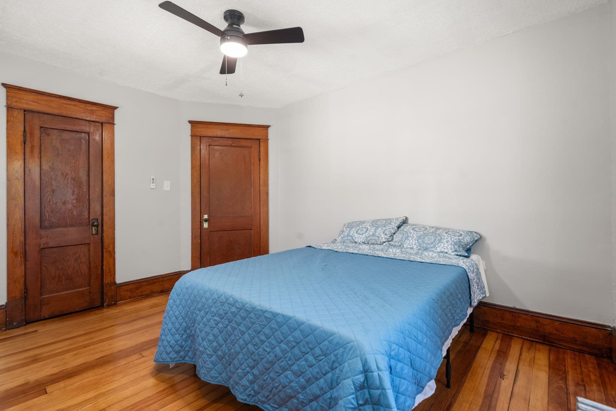 Single Family Residence at 549 Chicopee St, Chicopee MA 01013, Chicopee, photo 17 of 28