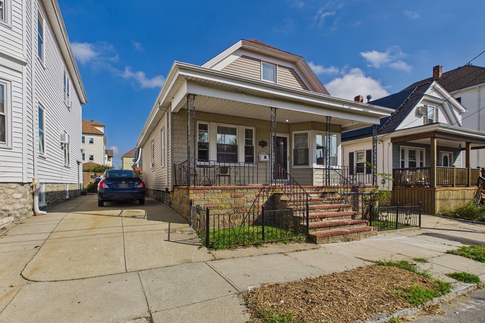 Single Family Residence at 249 Central Ave, New Bedford MA 02745, New Bedford, photo 3 of 35