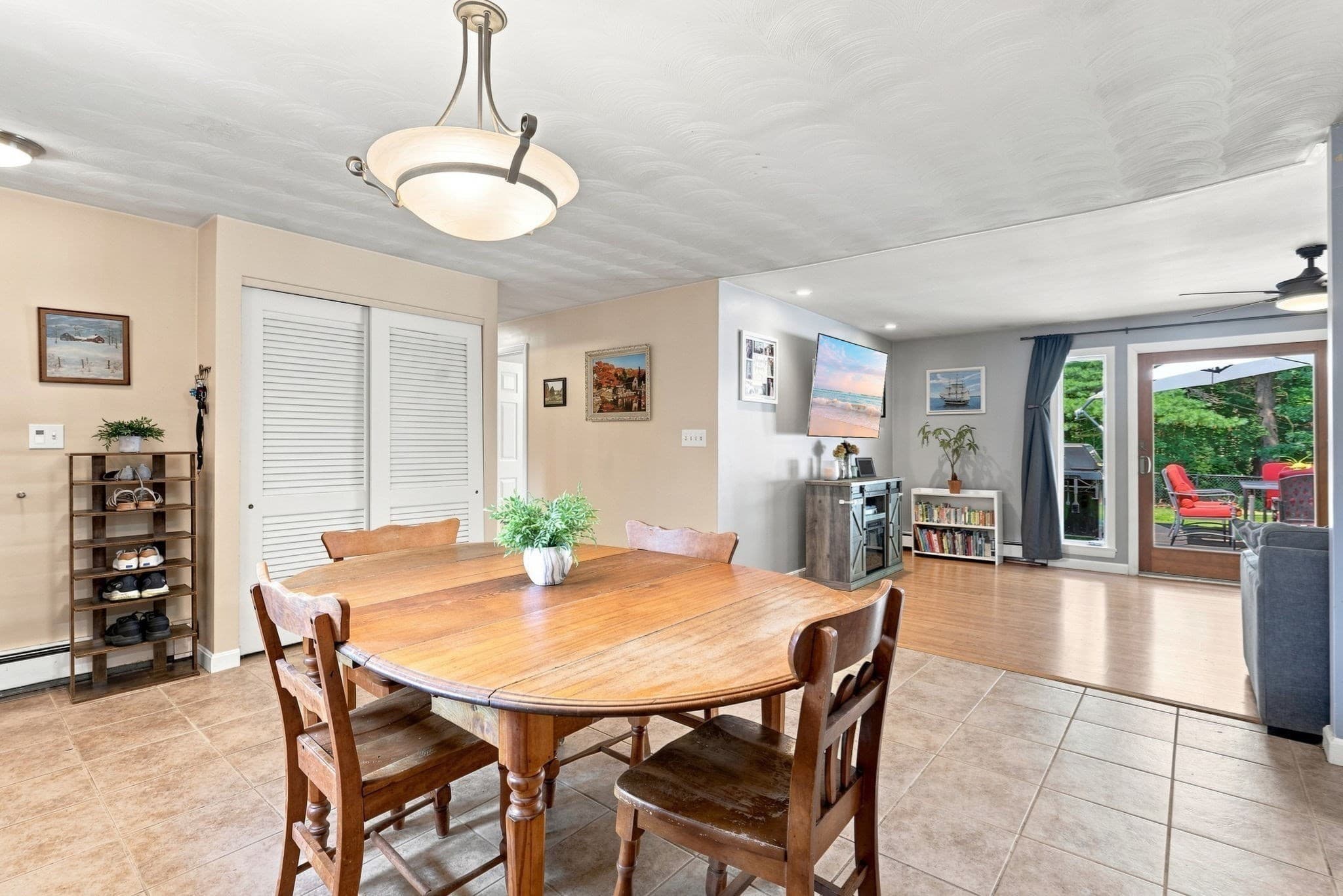 Single Family Residence at 188 Baldwin Ave, Framingham MA 01701, Framingham, photo 6 of 39