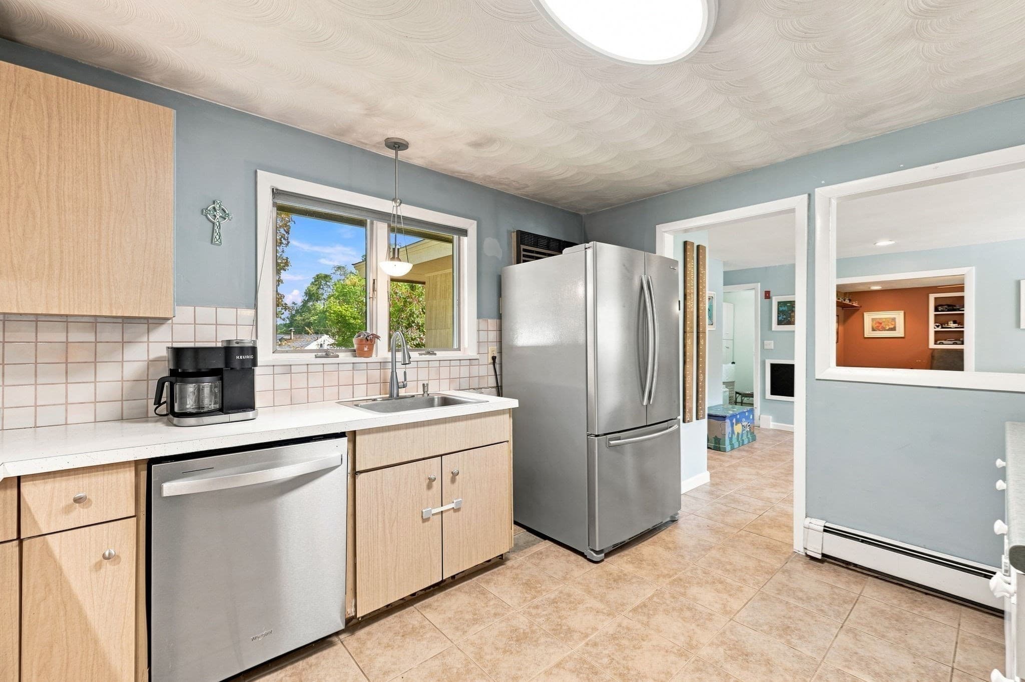 Single Family Residence at 188 Baldwin Ave, Framingham MA 01701, Framingham, photo 10 of 39
