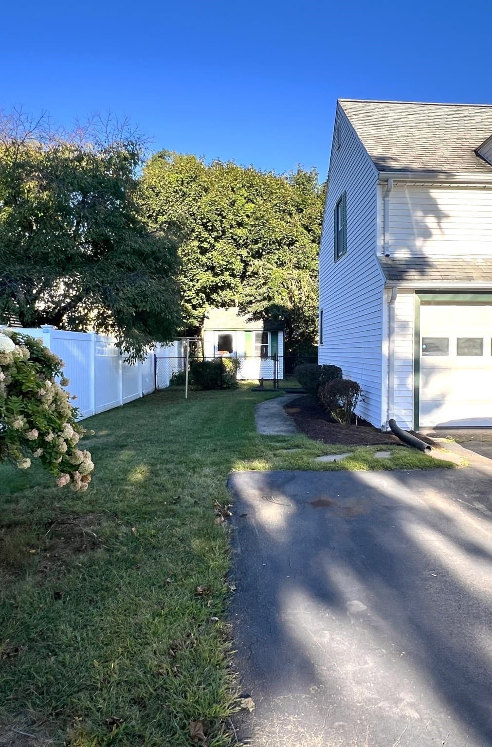 Single Family Residence at 109 Pilgrim, Springfield MA 01118, Springfield, photo 27 of 35