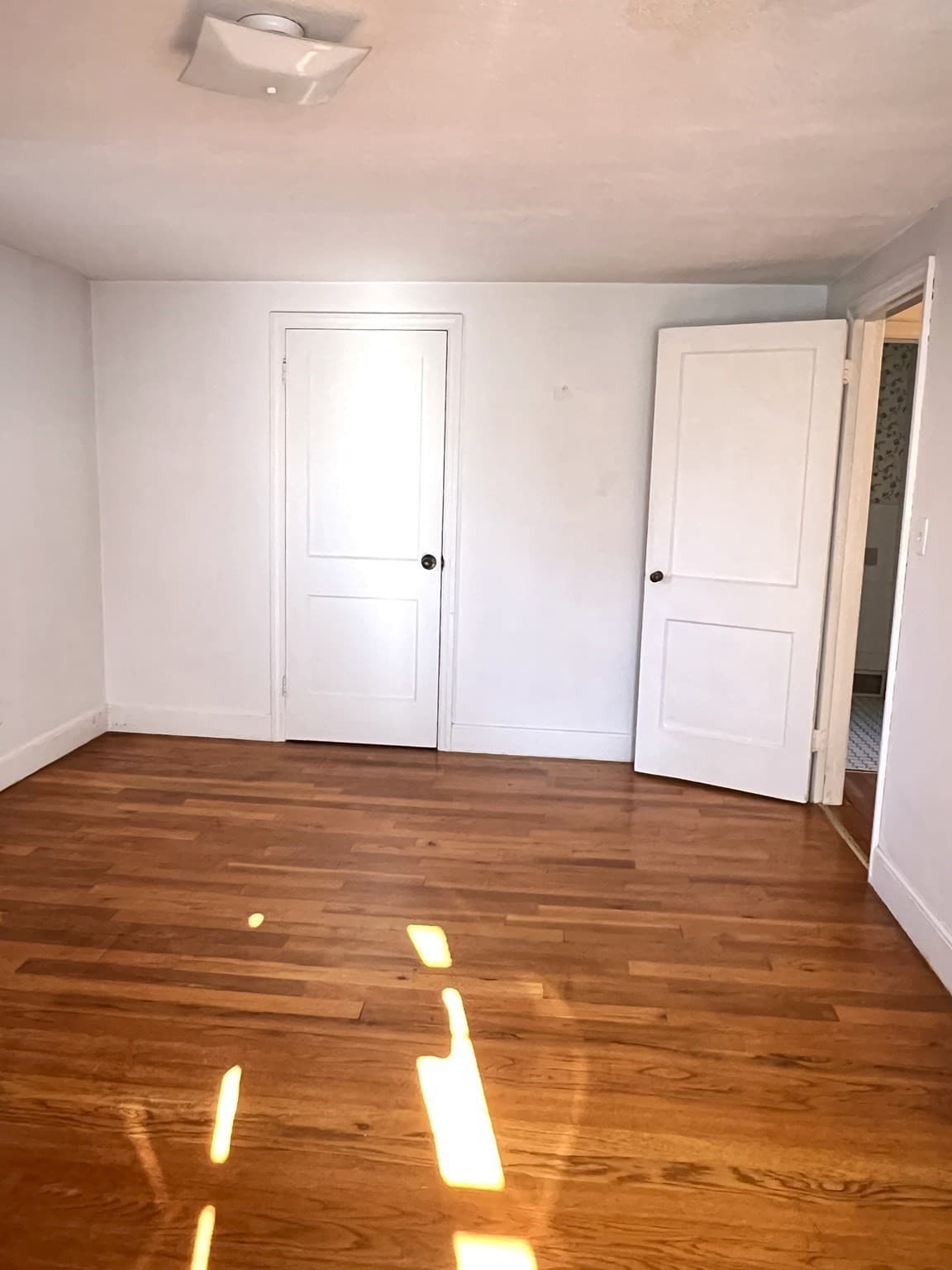 Single Family Residence at 109 Pilgrim, Springfield MA 01118, Springfield, photo 13 of 35