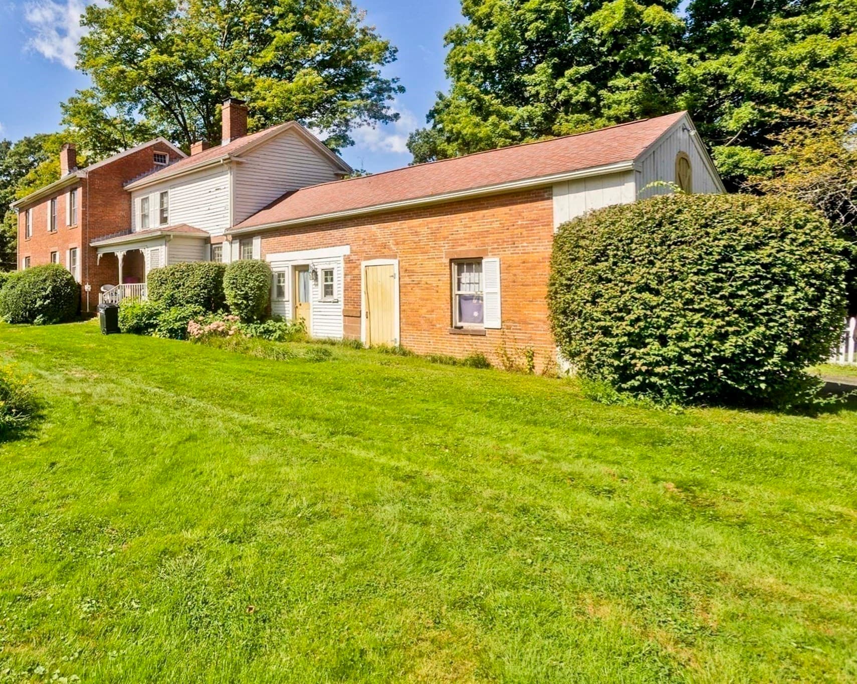 Single Family Residence at 40 Somers Rd, East Longmeadow MA 01028, East Longmeadow, photo 2 of 42