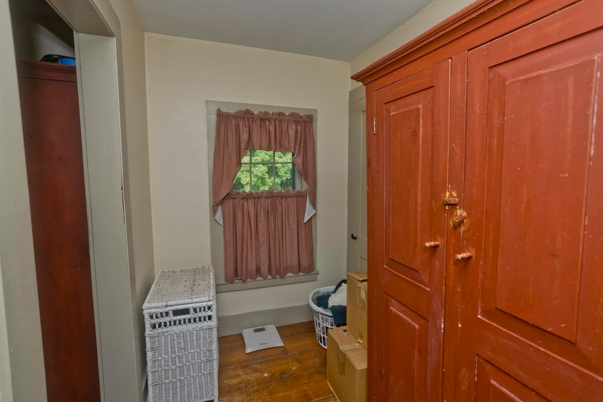 Single Family Residence at 40 Somers Rd, East Longmeadow MA 01028, East Longmeadow, photo 20 of 42