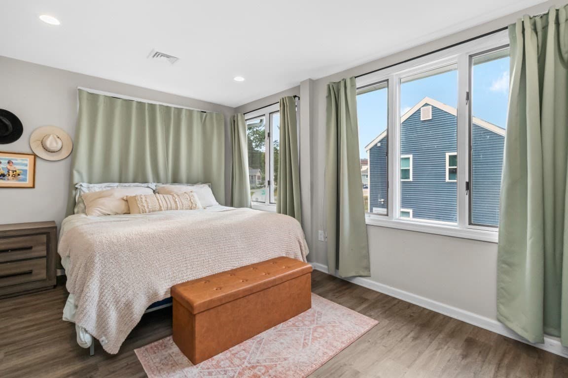 Single Family Residence at 21 Shepard Ave, Pembroke MA 02359, Pembroke, photo 23 of 41