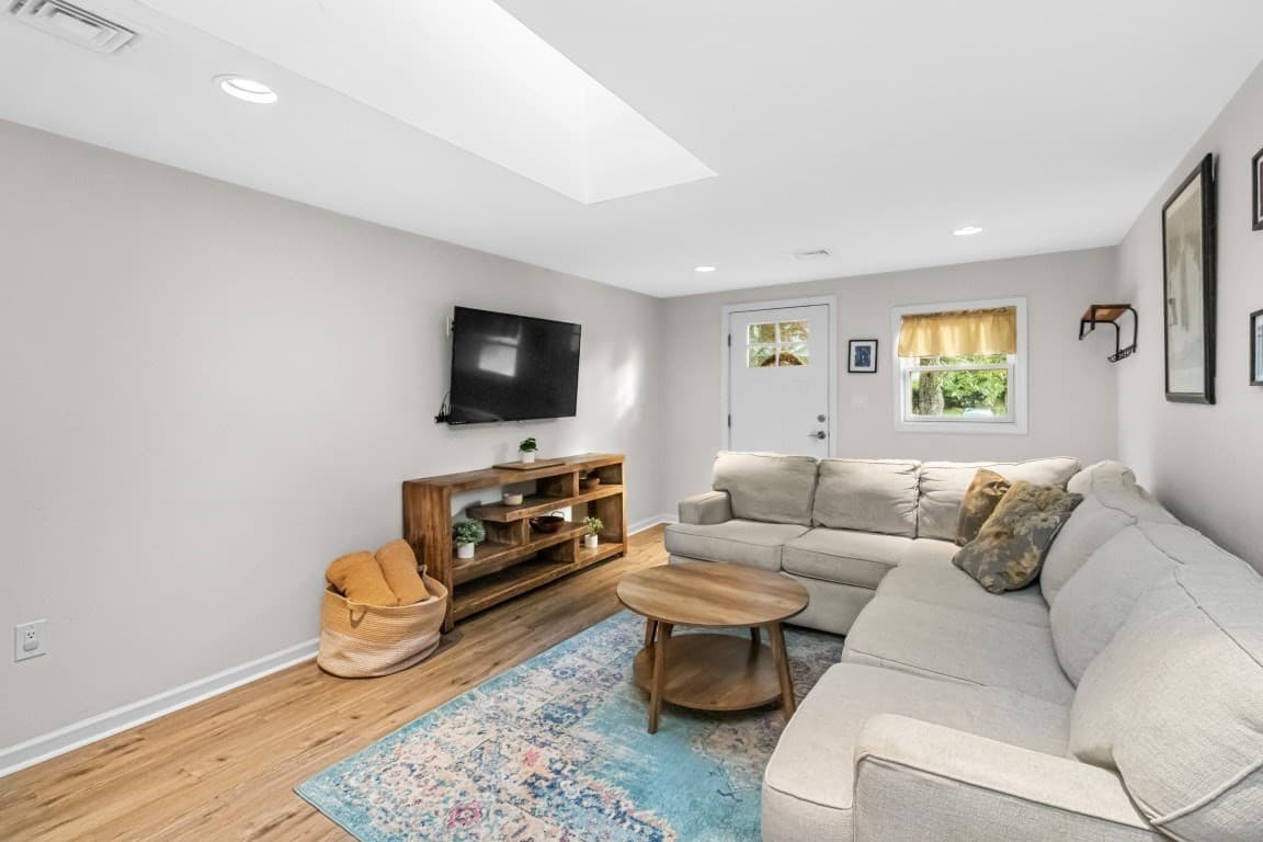 Single Family Residence at 21 Shepard Ave, Pembroke MA 02359, Pembroke, photo 9 of 41