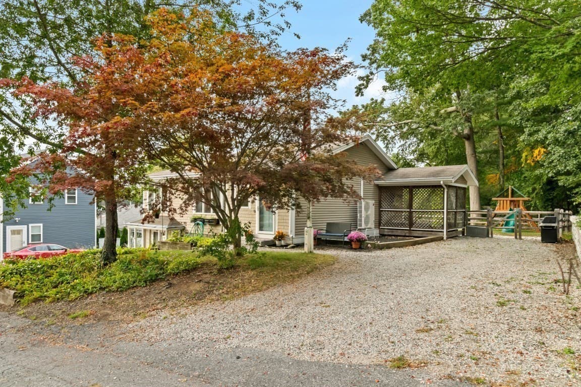 Single Family Residence at 21 Shepard Ave, Pembroke MA 02359, Pembroke, photo 34 of 41
