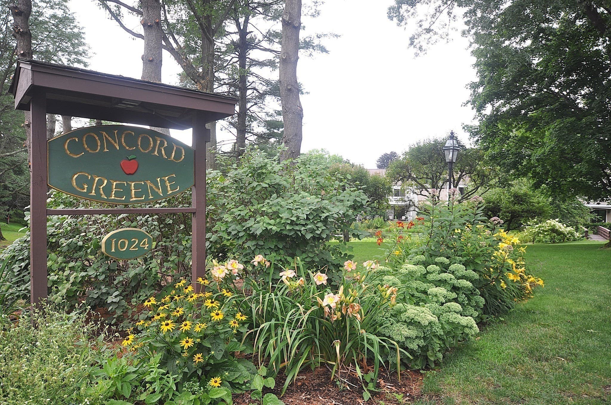 Condominium at 28 Concord Greene # 2, Concord MA 01742, Concord, photo 26 of 35
