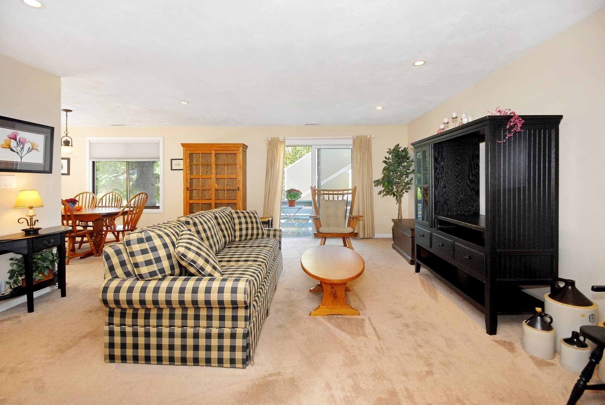 Condominium at 28 Concord Greene # 2, Concord MA 01742, Concord, photo 7 of 35