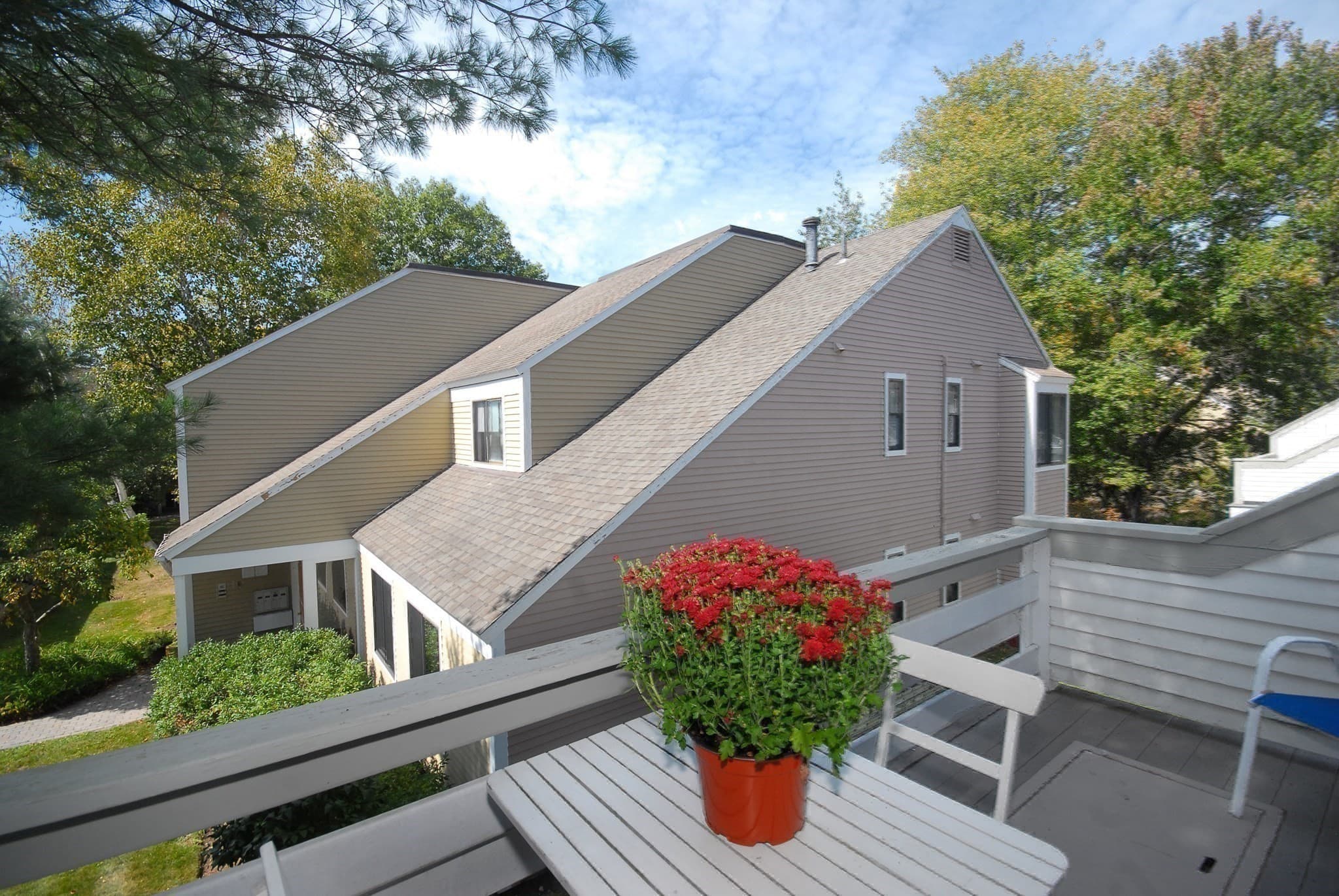 Condominium at 28 Concord Greene # 2, Concord MA 01742, Concord, photo 21 of 35