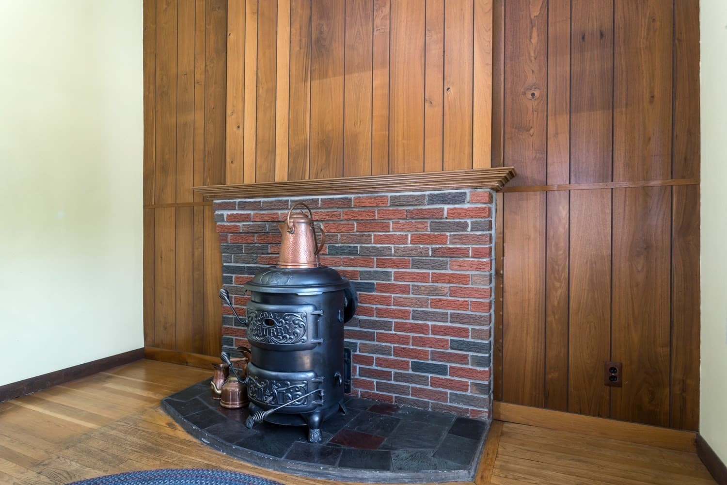 Single Family Residence at 4 Southgate Rd, Franklin MA 02038, Franklin, photo 6 of 38