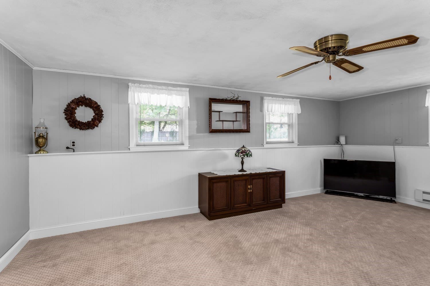 Single Family Residence at 4 Southgate Rd, Franklin MA 02038, Franklin, photo 20 of 38