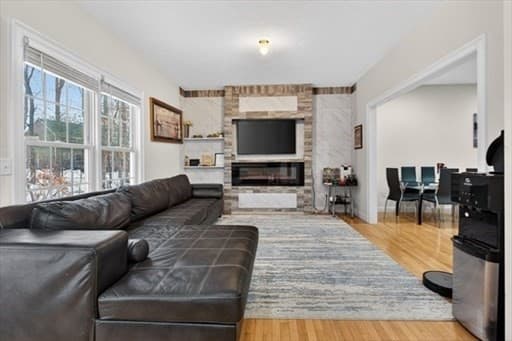 Condominium at 1 Knowlton Circle # 1, Upton MA 01568, Upton, photo 2 of 25