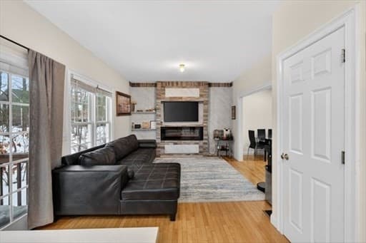 Condominium at 1 Knowlton Circle # 1, Upton MA 01568, Upton, photo 4 of 25