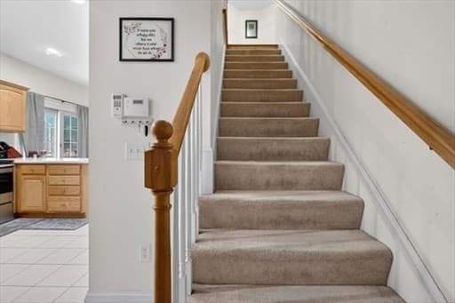 Condominium at 1 Knowlton Circle # 1, Upton MA 01568, Upton, photo 8 of 25