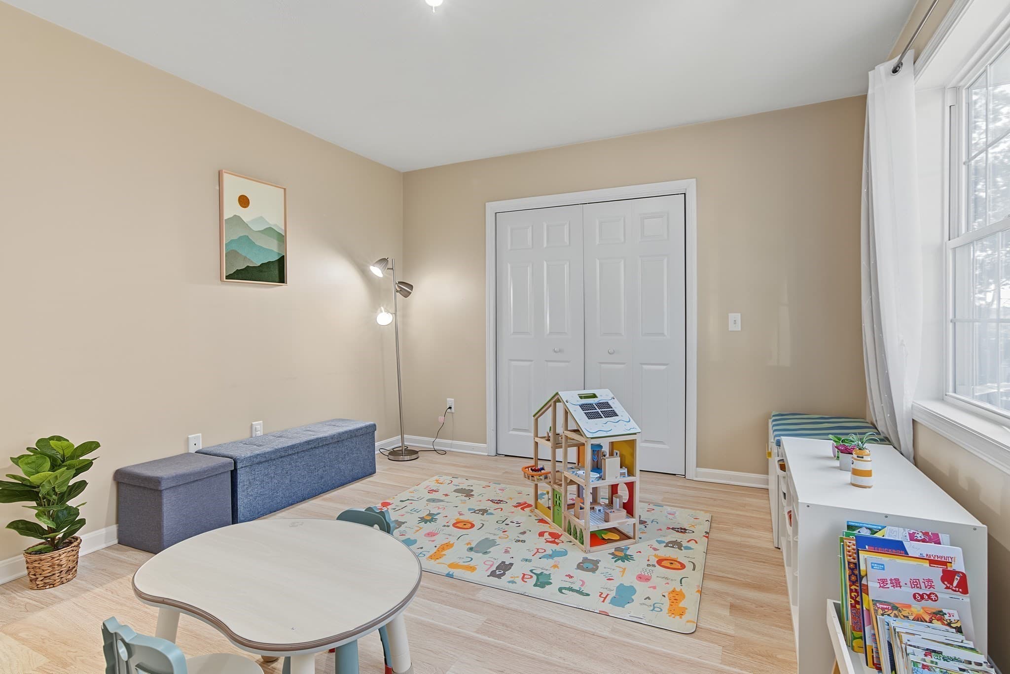 Single Family Residence at 6 Greenhalge St, Worcester MA 01604, Worcester, photo 28 of 38
