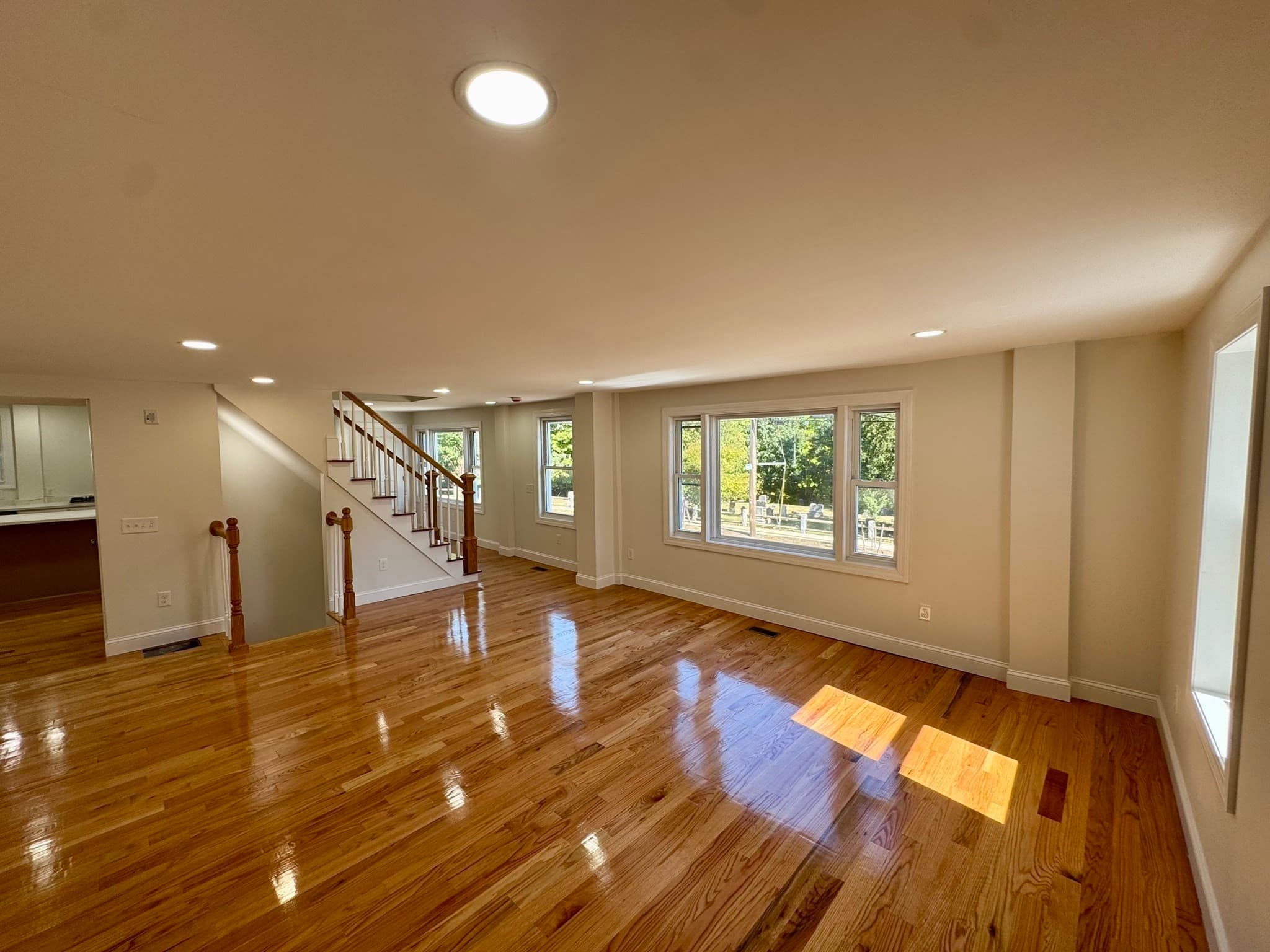 Single Family Residence at 346 Hilldale Ave, Haverhill MA 01832, Haverhill, photo 9 of 19