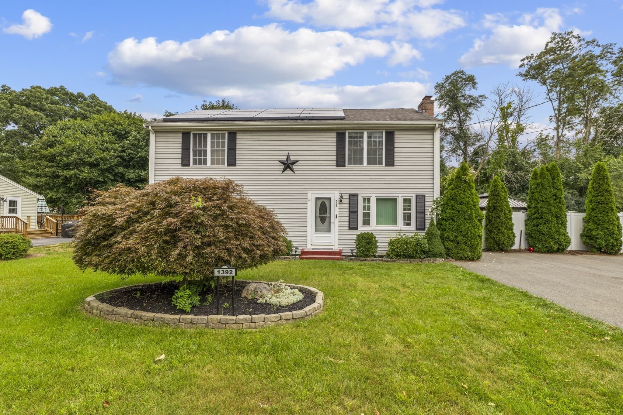 Single Family Residence at 1392 Old Pleasant St, Bridgewater MA 02324, Bridgewater, photo 2 of 38