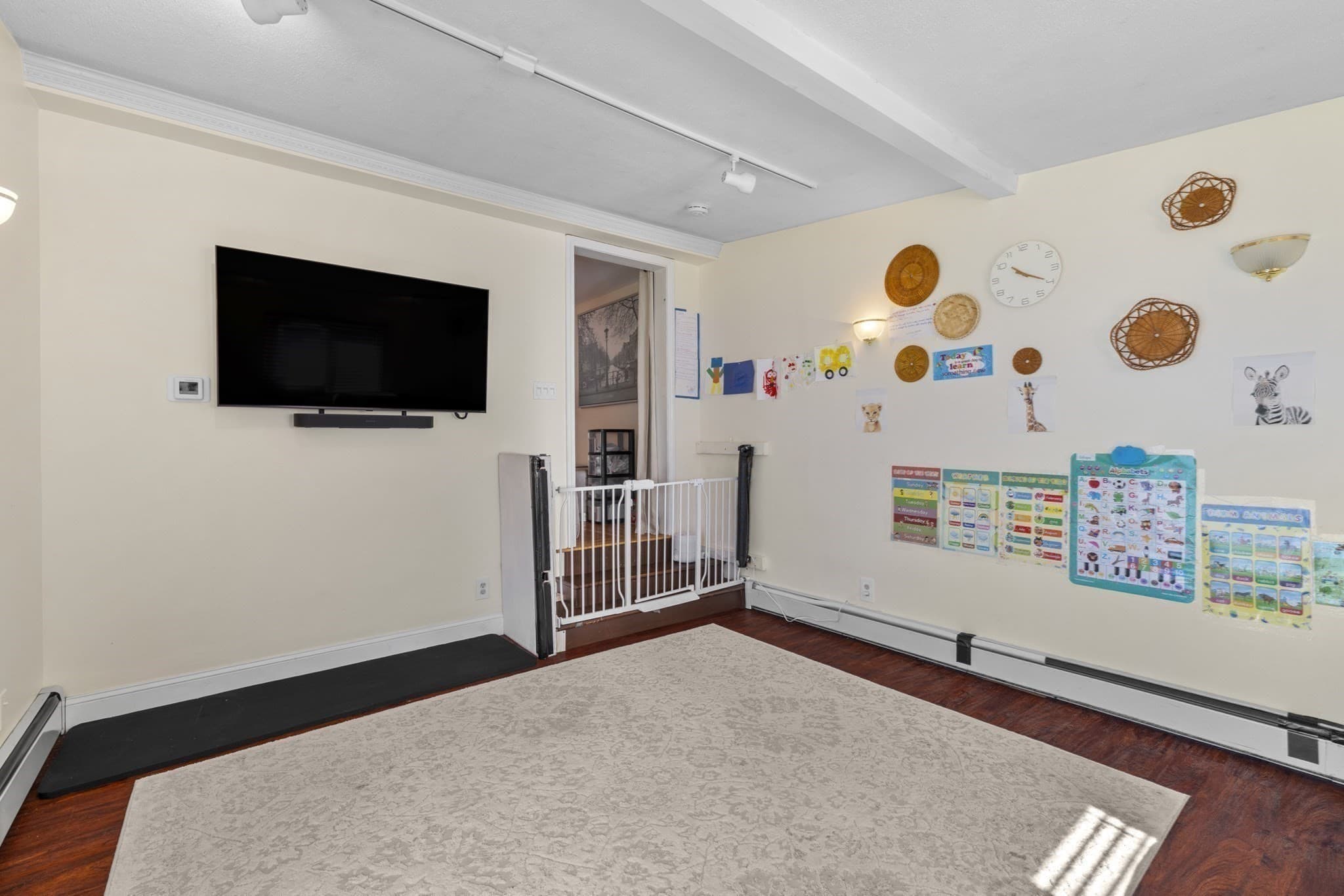 Single Family Residence at 1392 Old Pleasant St, Bridgewater MA 02324, Bridgewater, photo 13 of 38