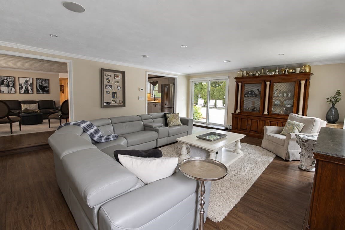 Single Family Residence at 4 Temi Road, Chelmsford MA 01824, Chelmsford, photo 10 of 42