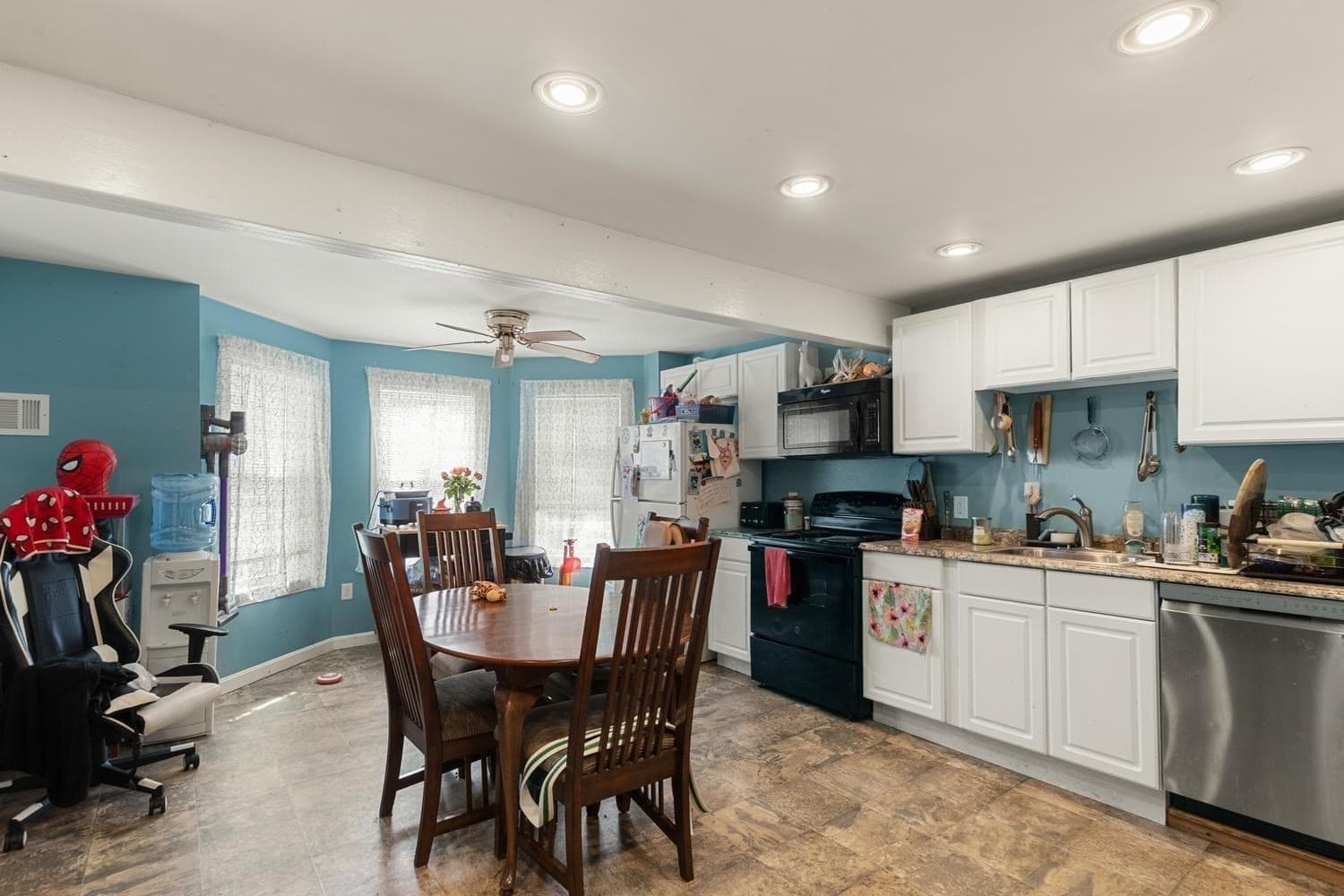 2 Family - 2 Units Up/Down at 150 Maplewood Avenue, Gloucester MA 01930, Gloucester, photo 17 of 34