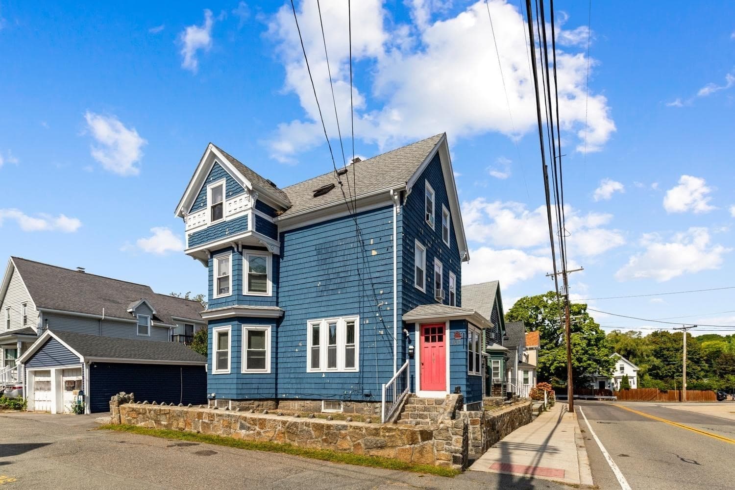 2 Family - 2 Units Up/Down at 150 Maplewood Avenue, Gloucester MA 01930, Gloucester, photo 4 of 34