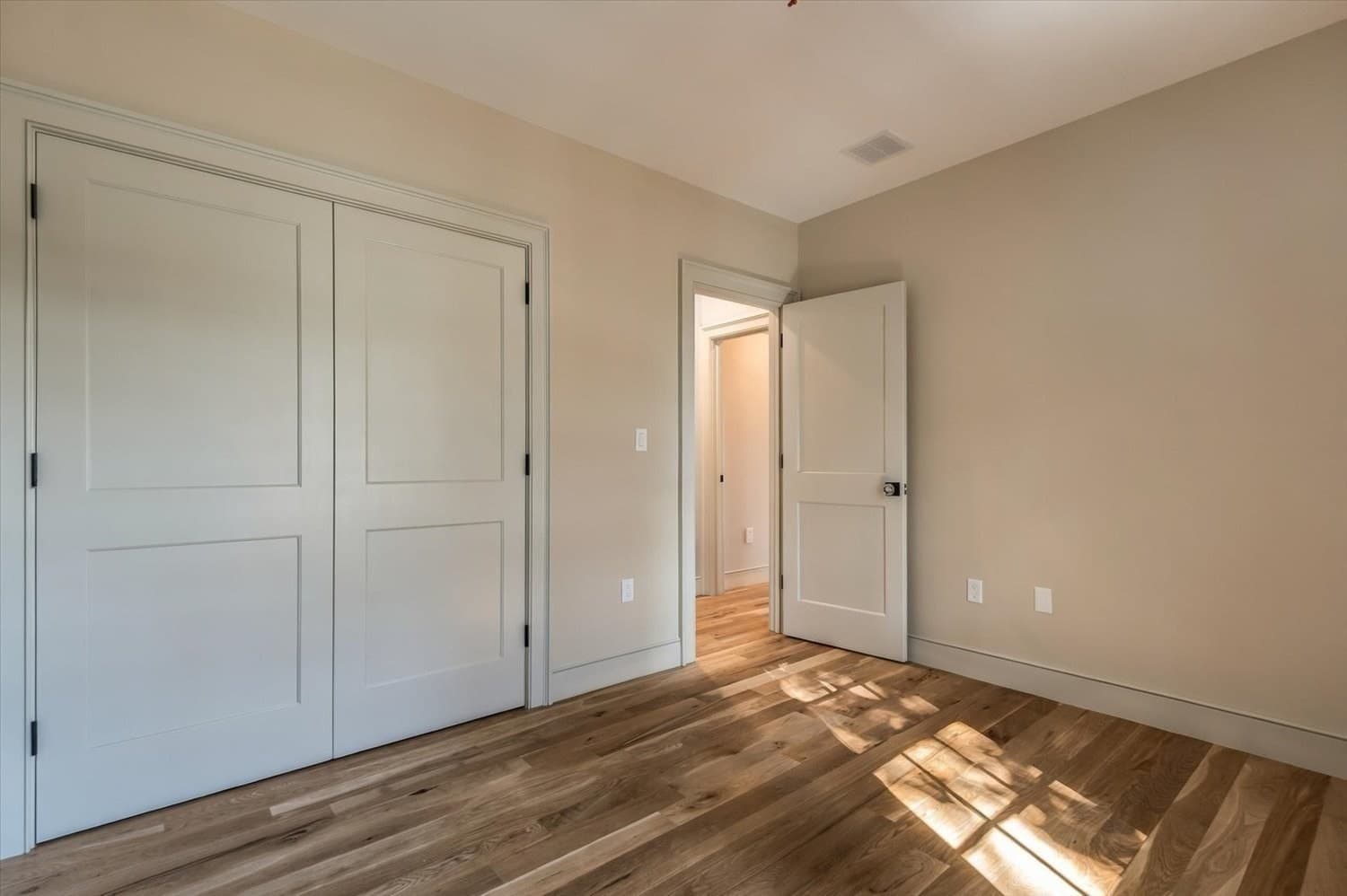 Condominium at 92 Federal Street # B, Newburyport MA 01950, Newburyport, photo 29 of 40