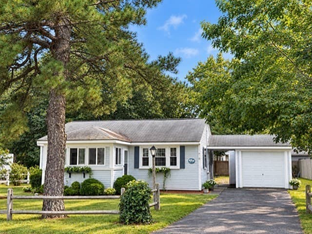11 Lawrence Road, Dennis MA 02639