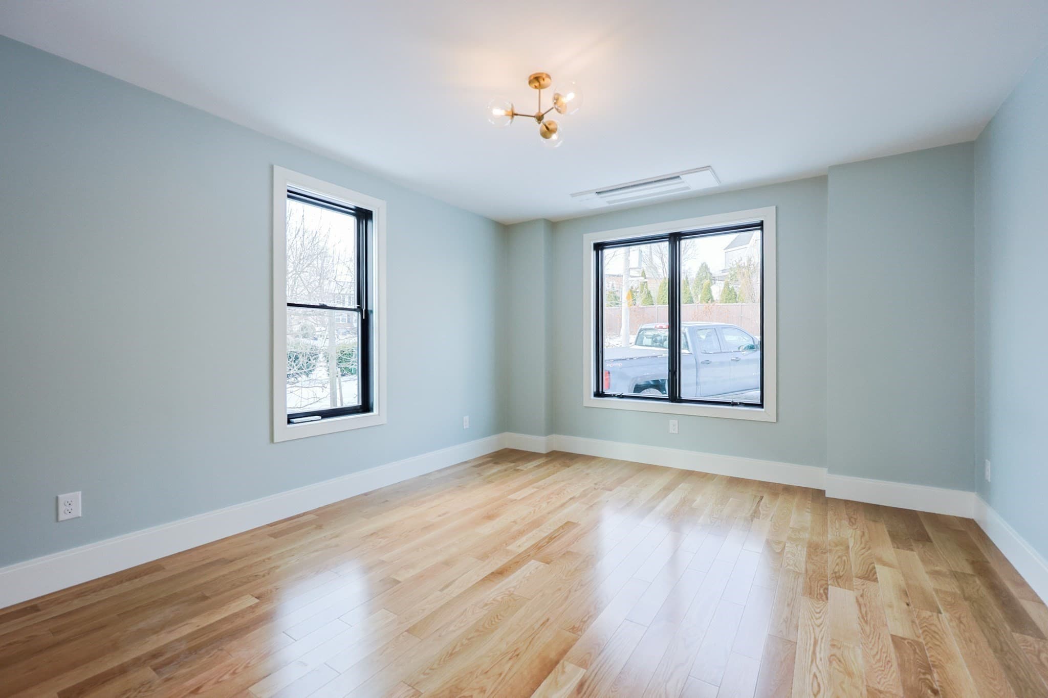 Condominium at 68 Rowe Street, Boston MA 02131, Boston, photo 7 of 16
