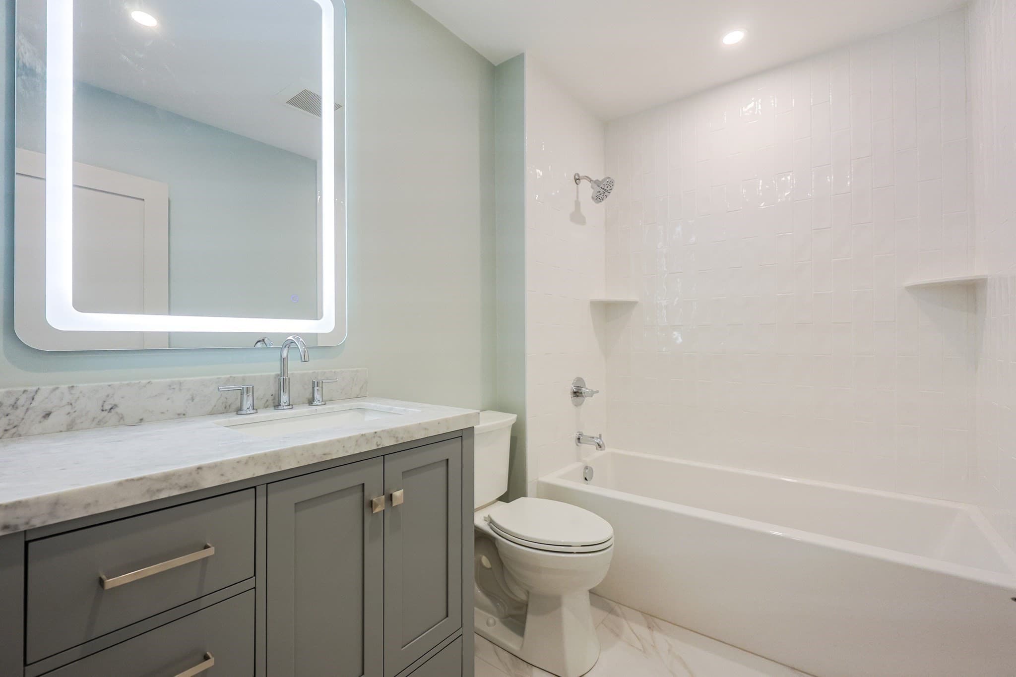 Condominium at 68 Rowe Street, Boston MA 02131, Boston, photo 10 of 16