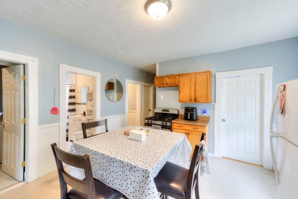 3 Family at 27 Rodney St, Worcester MA 01605, Worcester, photo 20 of 40