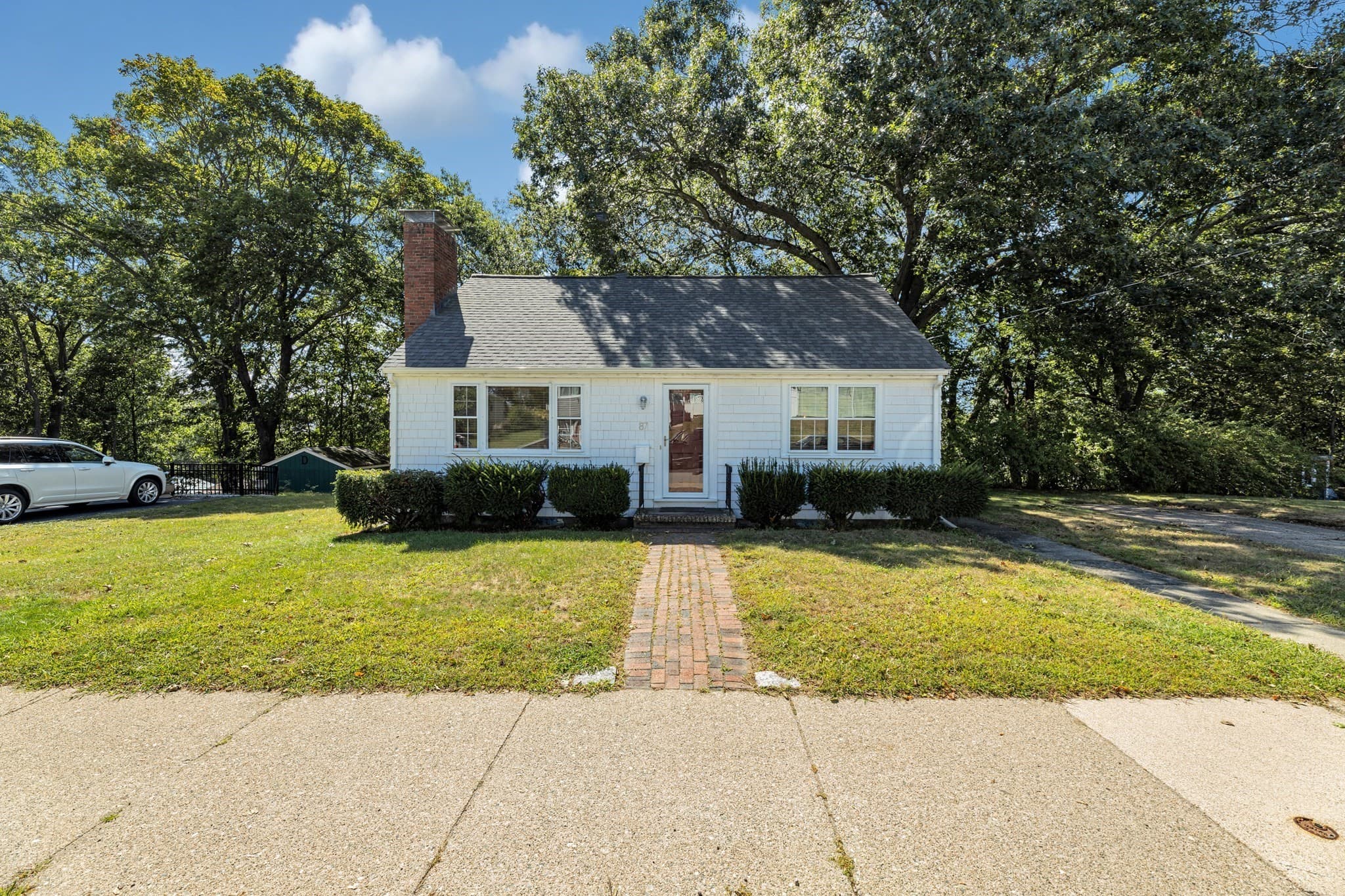 87 Hemman, Boston MA 02131