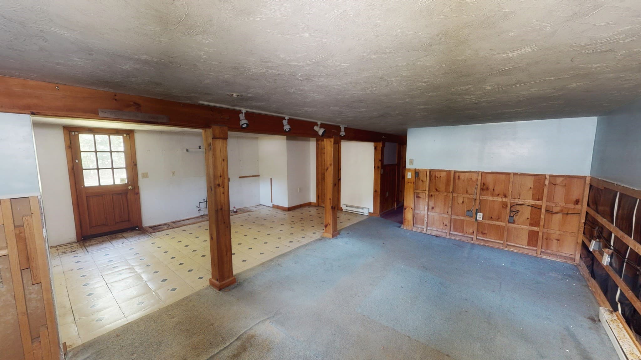 Single Family Residence at 12 Flint Rd, Charlton MA 01507, Charlton, photo 11 of 22