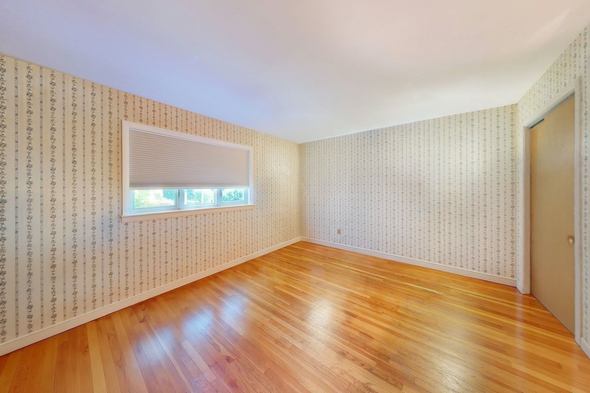 Single Family Residence at 17 Hallen Ave, Milton MA 02186, Milton, photo 12 of 39