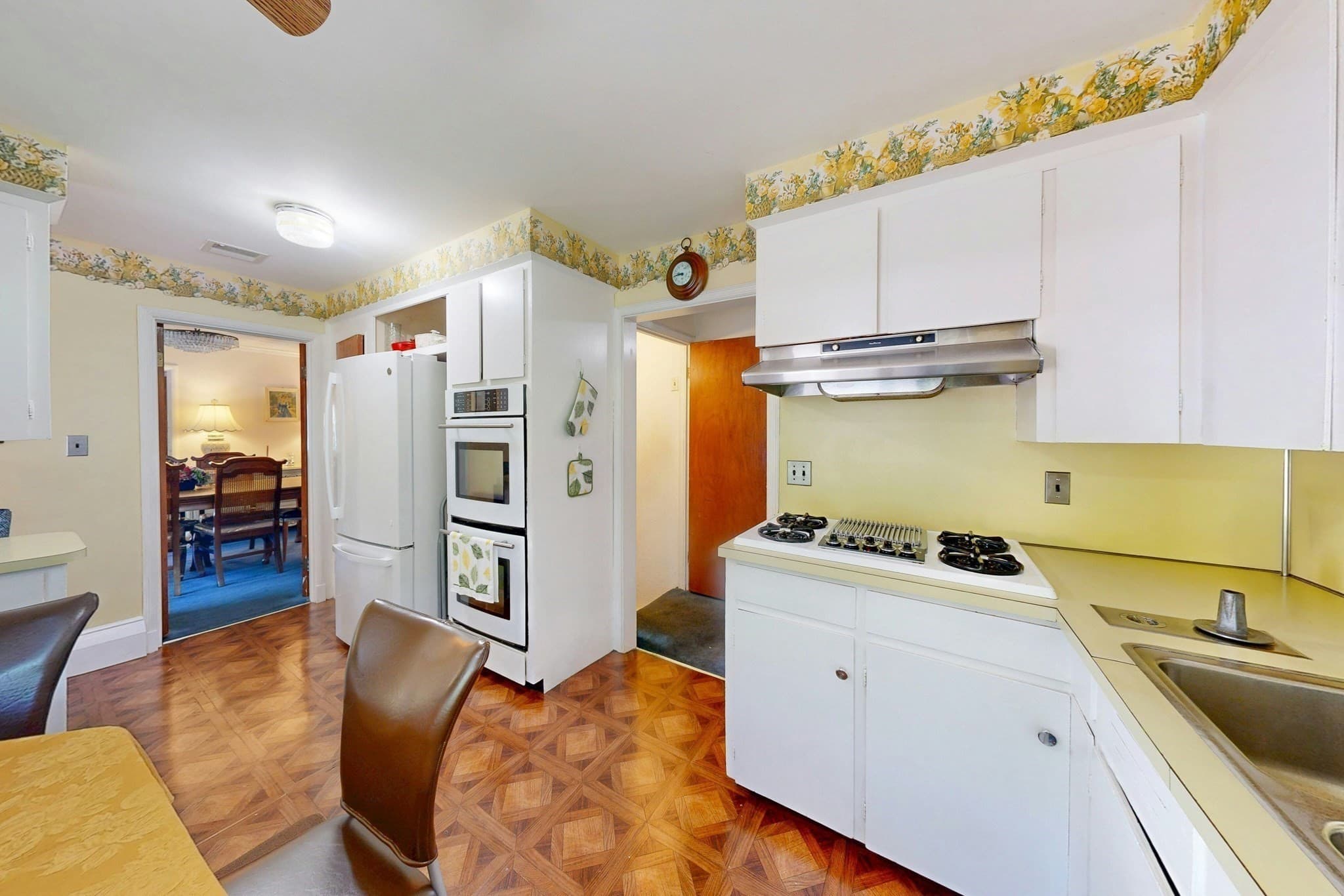 Single Family Residence at 17 Hallen Ave, Milton MA 02186, Milton, photo 5 of 39