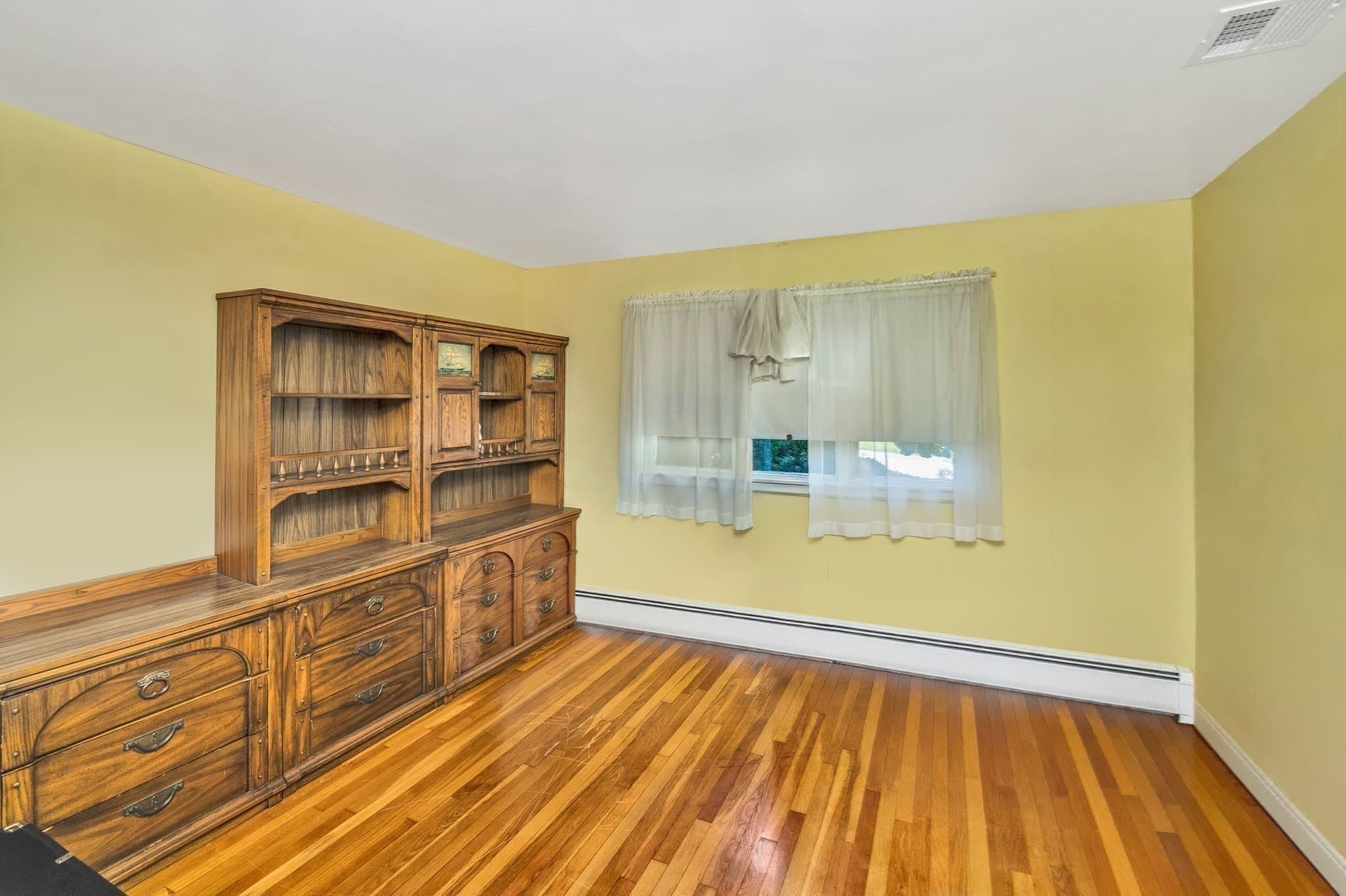 Single Family Residence at 17 Hallen Ave, Milton MA 02186, Milton, photo 14 of 39