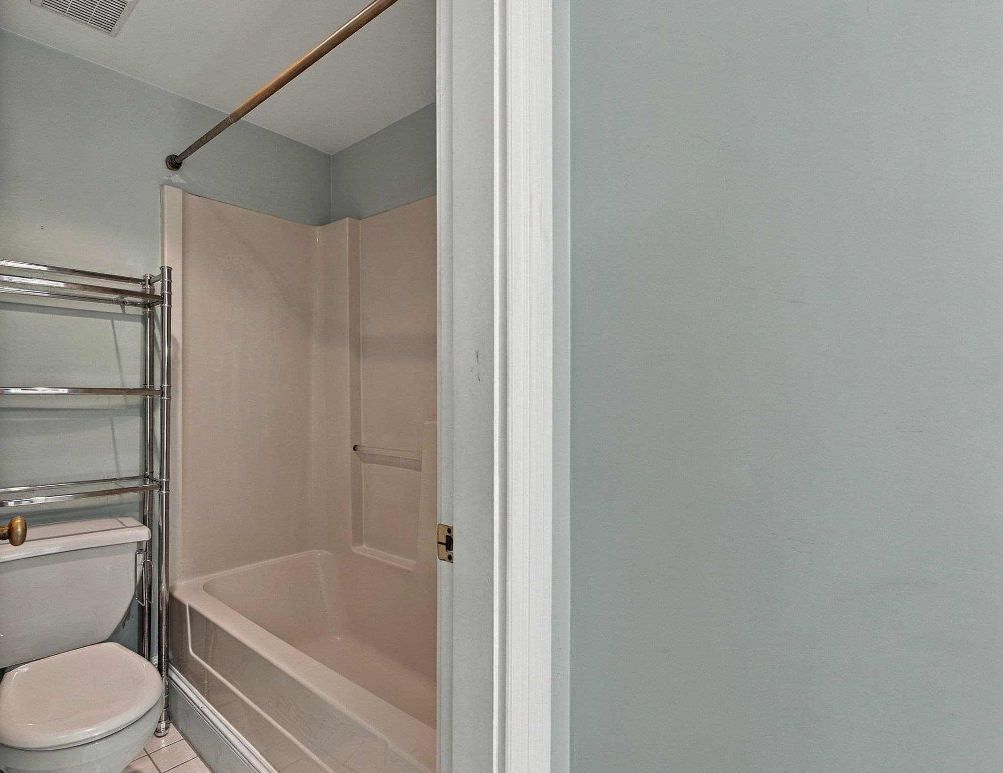 Condominium at 162 High St # B, Newburyport MA 01950, Newburyport, photo 18 of 20