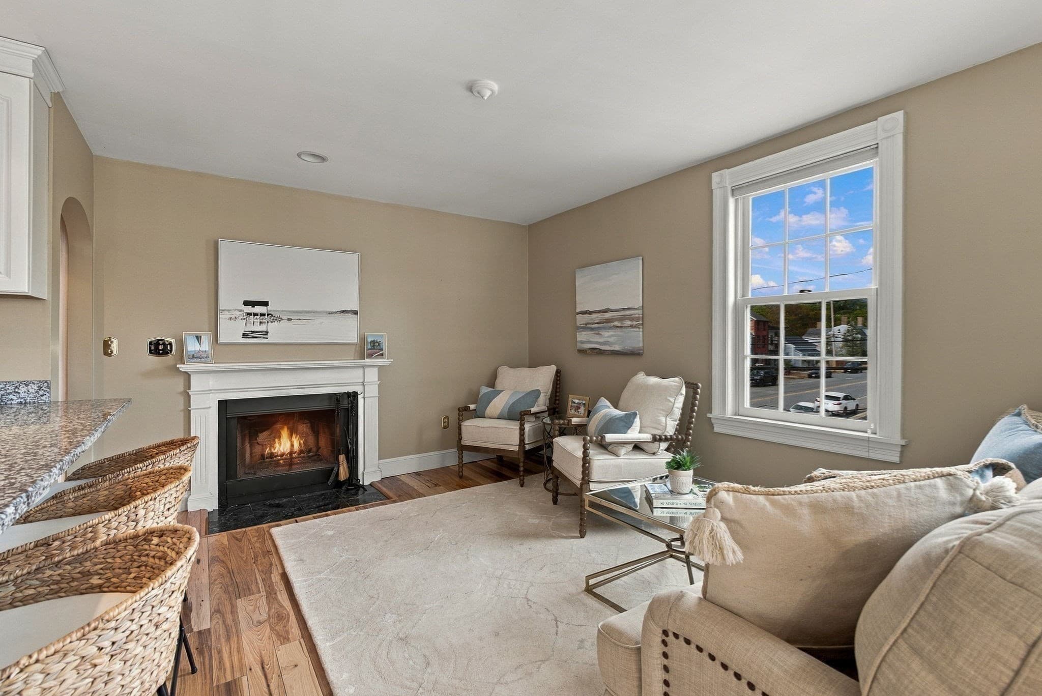 Condominium at 162 High St # B, Newburyport MA 01950, Newburyport, photo 4 of 20
