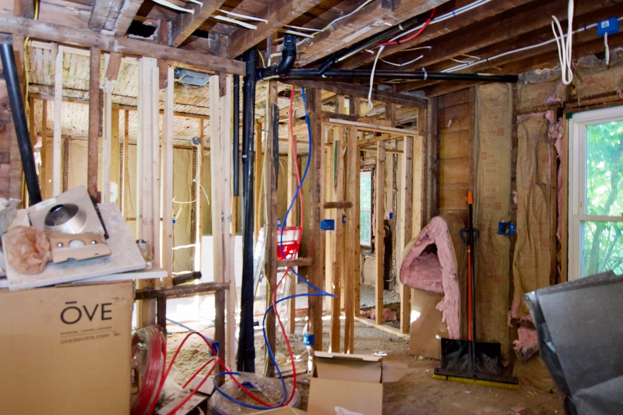 Single Family Residence at 193 Sheridan St, Chicopee MA 01013, Chicopee, photo 5 of 8