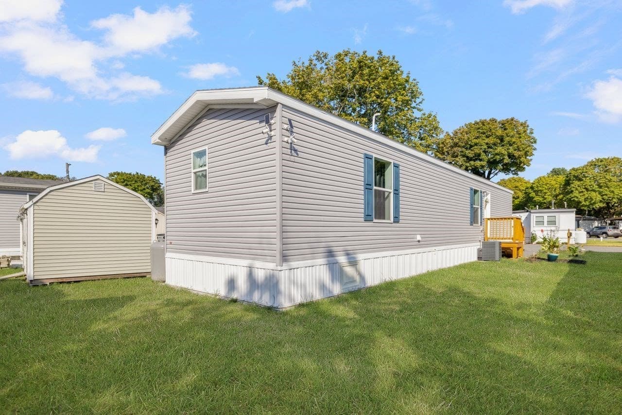 Mobile Home at 460 Collins # 25, Attleboro MA 02703, Attleboro, photo 23 of 24