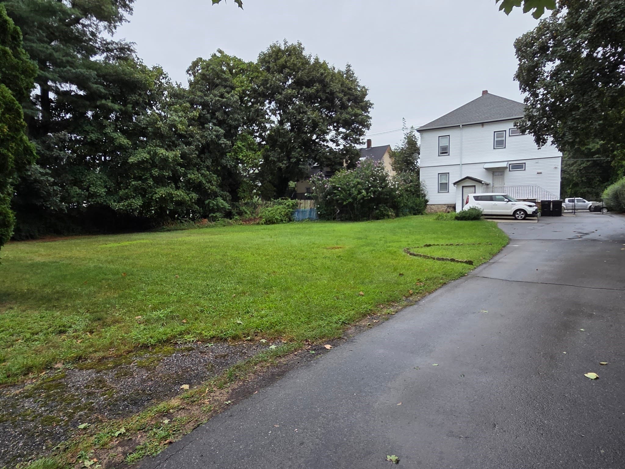 Multi Family at 131 State Rd, Dartmouth MA 02747, Dartmouth, photo 13 of 38