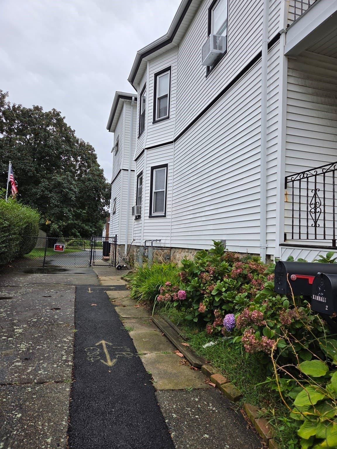Multi Family at 131 State Rd, Dartmouth MA 02747, Dartmouth, photo 7 of 38